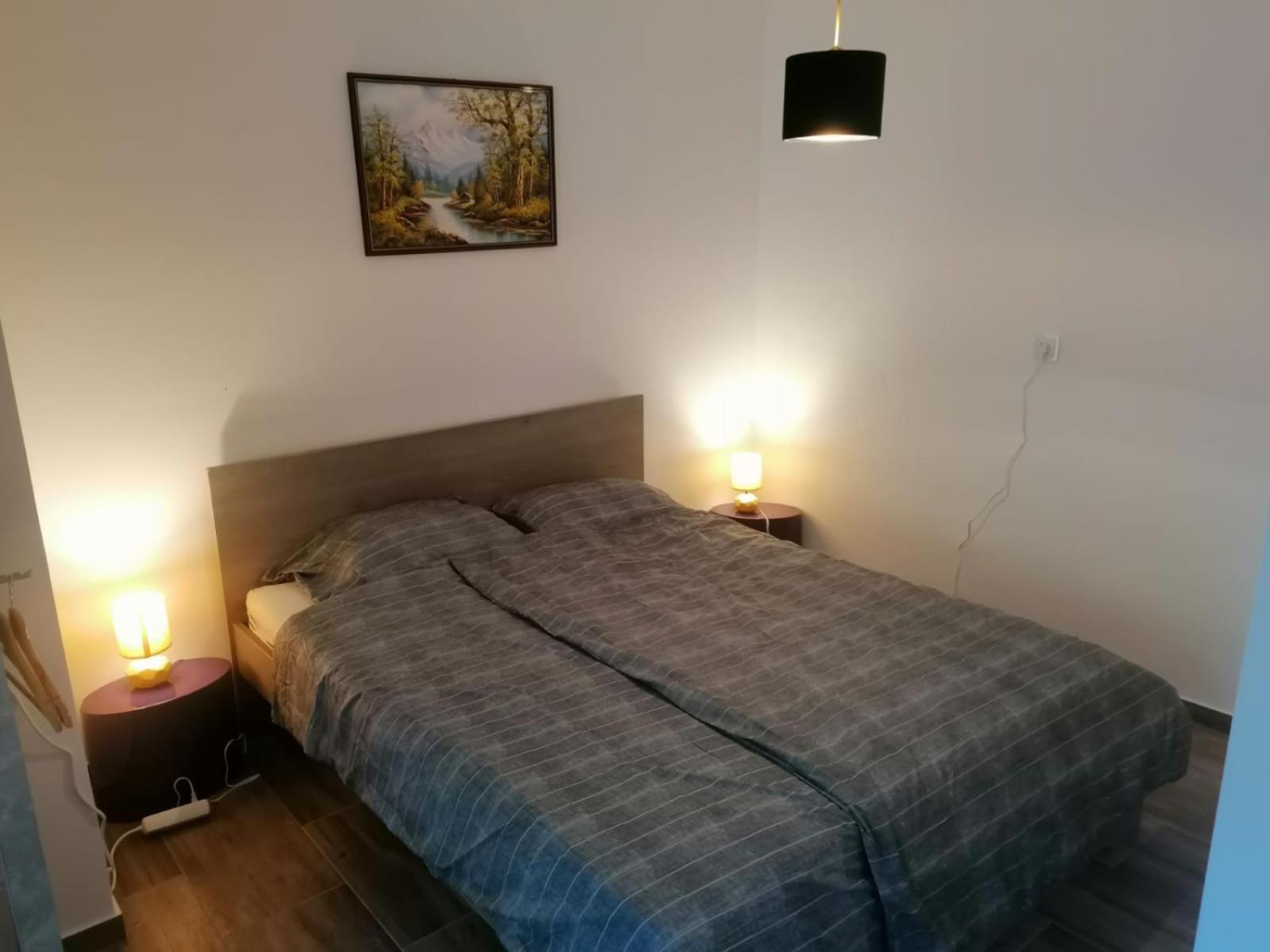 Zagreb 2 Botanical Garden Budget Apartment Exterior photo