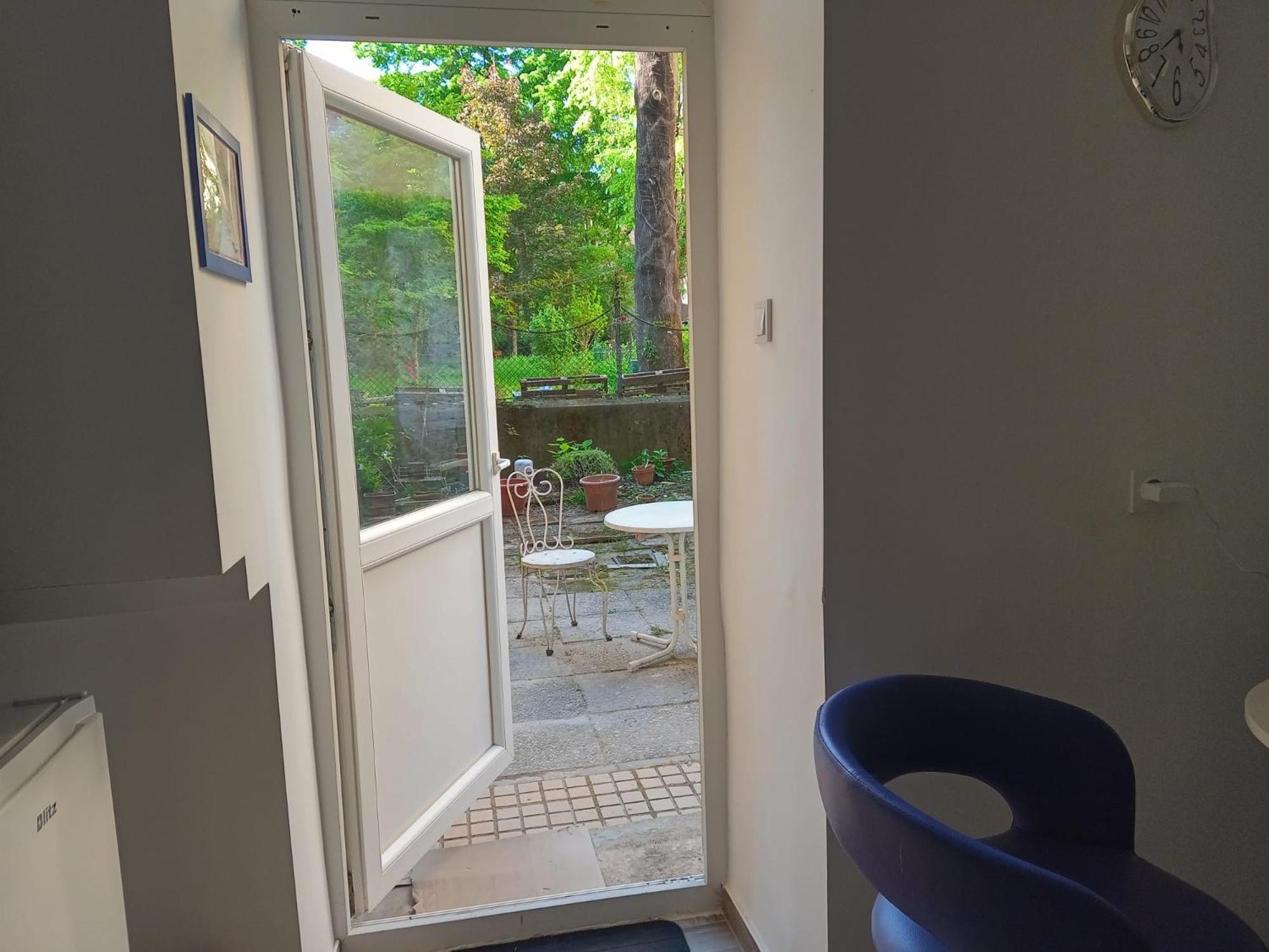 Zagreb 2 Botanical Garden Budget Apartment Exterior photo